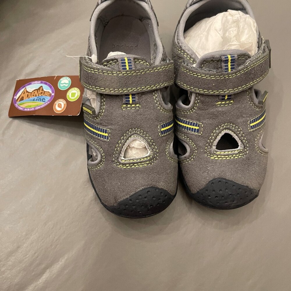 pediped gustan water-safe machine washable shoes